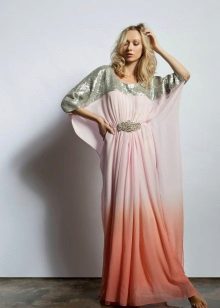 Long dress with a slim fit
