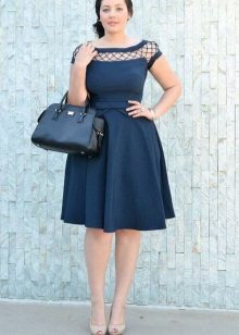 Dresses for full hide flaws