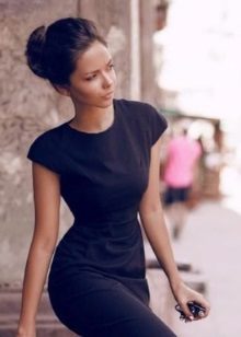 Hairstyle for office dress - bun