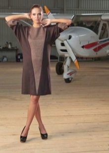 Dress in chocolate color with a brown and gray insert