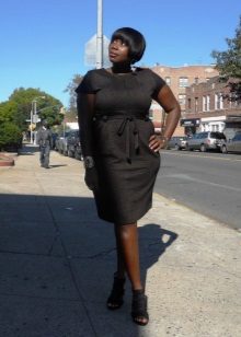 Business style office dress for women with apple figure