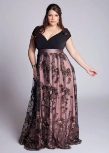 Long a-line dress for a full girl
