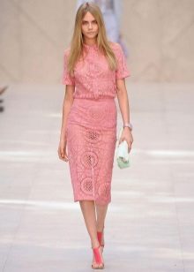 pink sheath dress lace