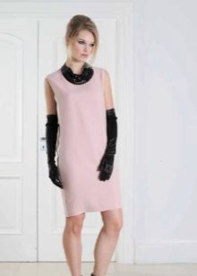 pink sheath dress