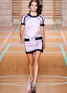 Sports dress for a walk