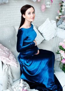 Blue maternity floor dress