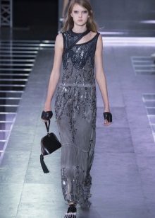 Sheath dress with a cutout on the bodice