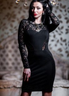 Direct dress with guipure accents