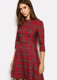 Vestit vermell A-Line de màniga de tres quarts