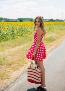 Vestit de xec blanc vermell