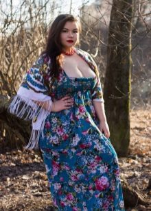 Sundress with floral ornament for full