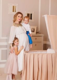 Bílé šaty pro focení