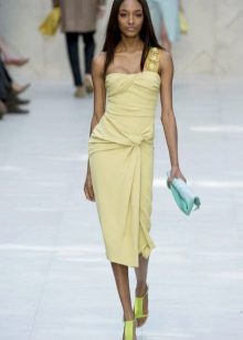 Keskipitkä viskoosimekko, vaaleankeltainen