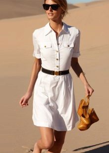 Polo dress with a belt