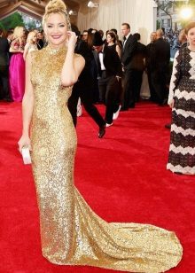 Handbag for a dress of a direct silhouette with a train