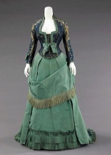 Robe verte vintage avec un corset