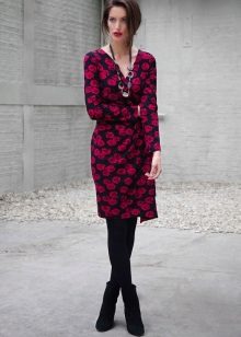  Dress with a wrap for the autumn-spring period