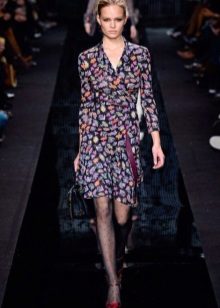 Dress color with a smell