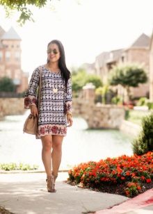 Mga accessory para sa isang linya ng damit