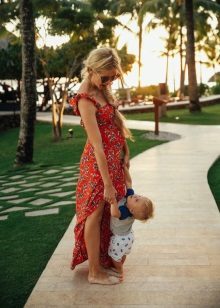 Summer dress for pregnant women