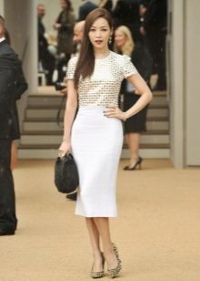 Dress sheath for a figure Slim column