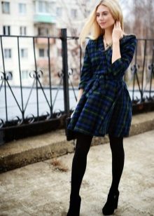 Mid-length dress in green and blue check