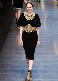 Baroque dress business