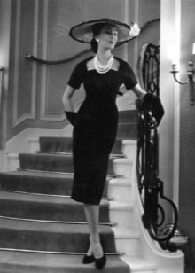 New Bow Slim-Fit Skirt by Christian Dior