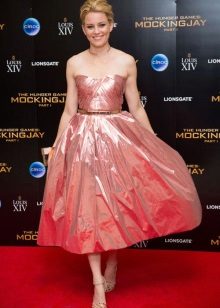 Party dress in the style of a new bow