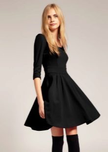 Black flared dress from the waist
