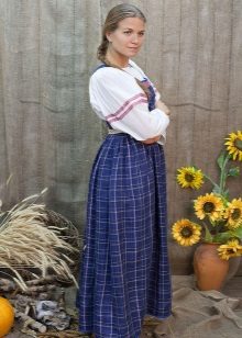  Sundress รัสเซียสำหรับเต็ม