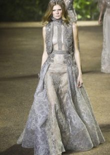 Dress with a stand-up collar