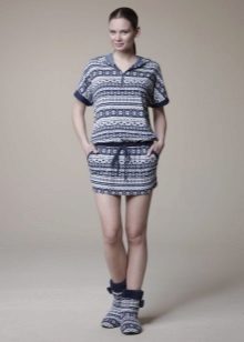 Short home dress tunic