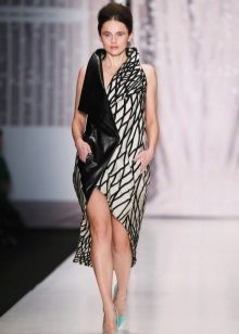 Combined leather dress with a smell