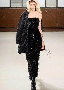 The choice of outerwear under the strapless dress