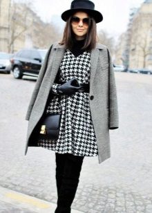 Hat, coat and dress gooseneck crow's feet