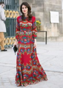 Dress from Pavloposad shawls closed