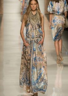 Dress with scarves with an American armhole