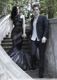 Dress from the trash bag