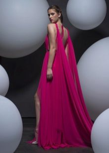 Dress with an open back and a slit red