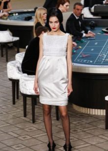 Empire style dress direct