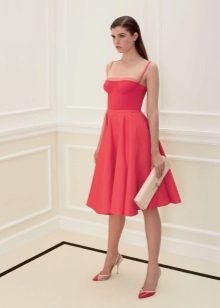 Fitted scarlet dress