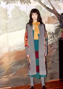 Knitted winter dress with print