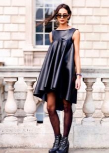 Pakaian ketat hitam untuk pakaian kulit