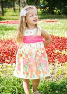 Elegant dress for a flower girl