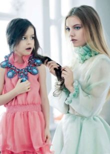 Necklace for a girl of 11 years old