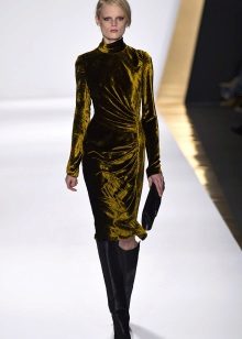 Booty midi dress tight-fitting