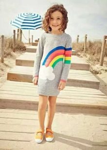 Knitted dress for the girl for every day
