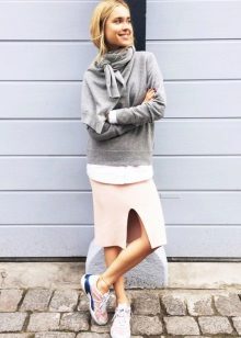 Pencil skirt with sweater