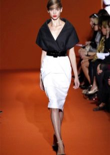 evening look with a white pencil skirt